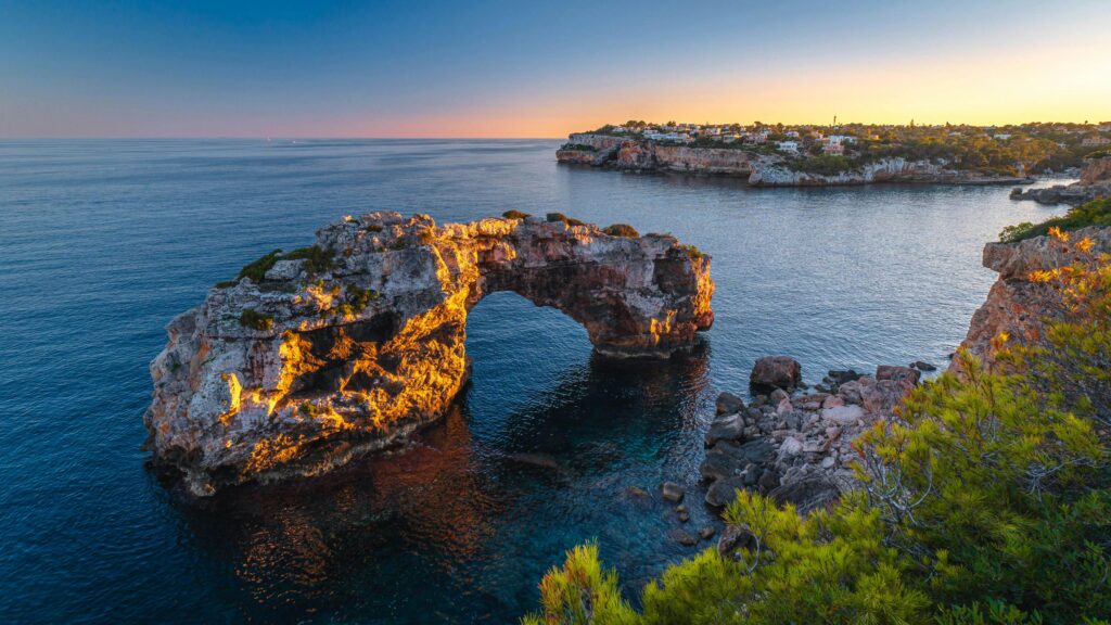 Recommended Places to Visit in Mallorca – By Local Experts