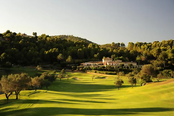 Golf at Son Muntaner Mallorca with golf club rentals delivered to your hotel